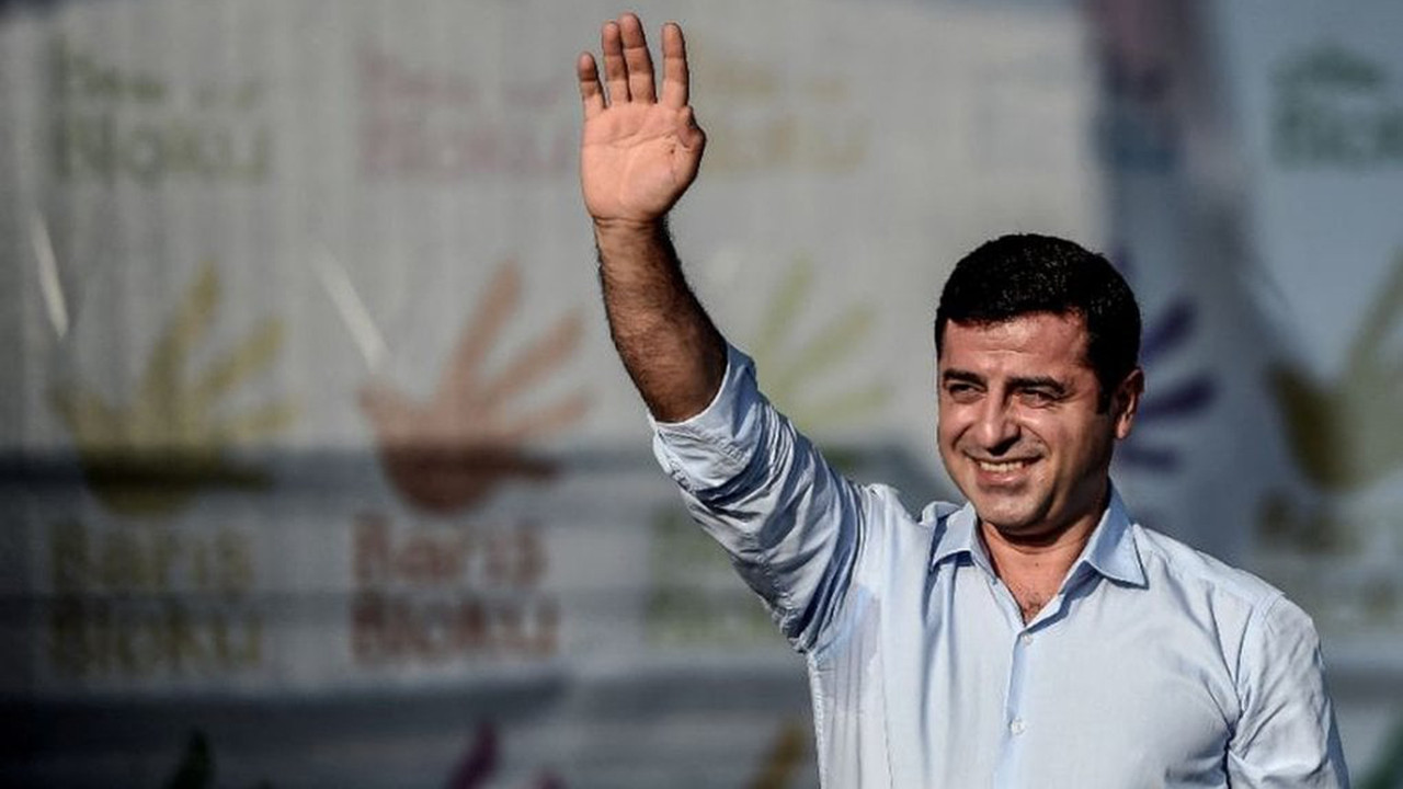 Demirtaş'tan Rojavalı avukatlara teşekkür mesajı: 'İntikam yargılamalarını boşa çıkaracağız'