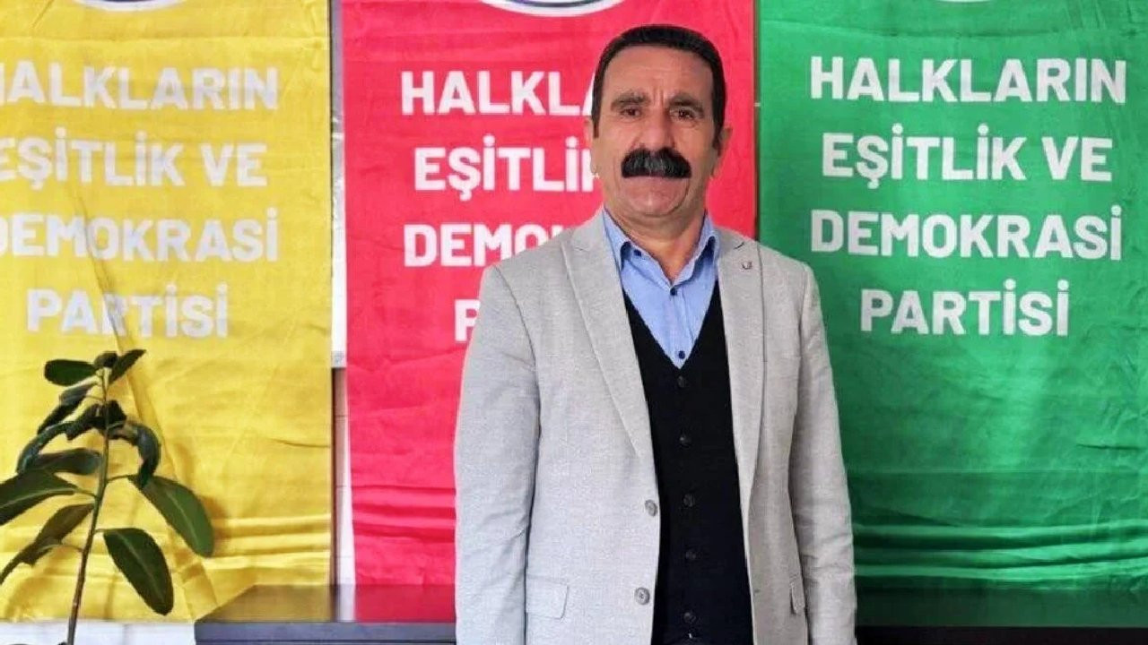 DEM Parti ve DBP'ten Hakkari Belediye Eşbaşkanı verilen cezaya tepki: Kararı da kayyımı da tanımıyoruz