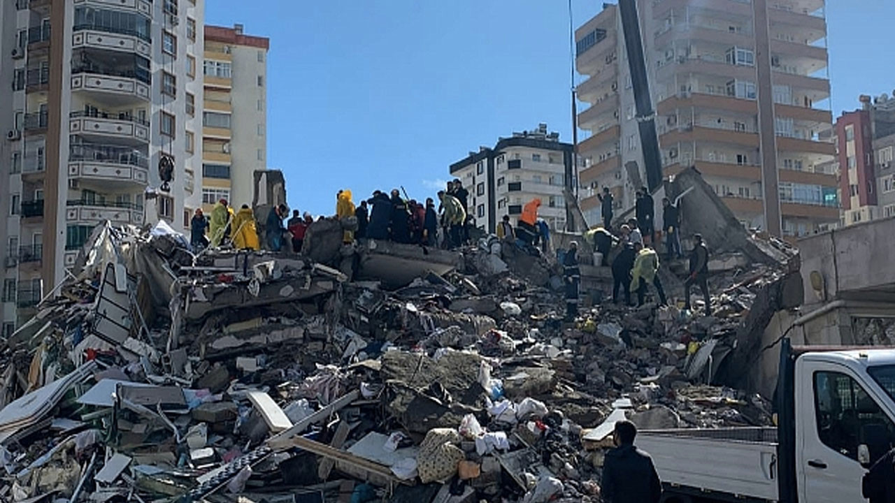 63 kişi ölmüş, 12 kişi yaralanmıştı: Tutar Yapı Sitesi Davası'nda iki kişi tutuklandı