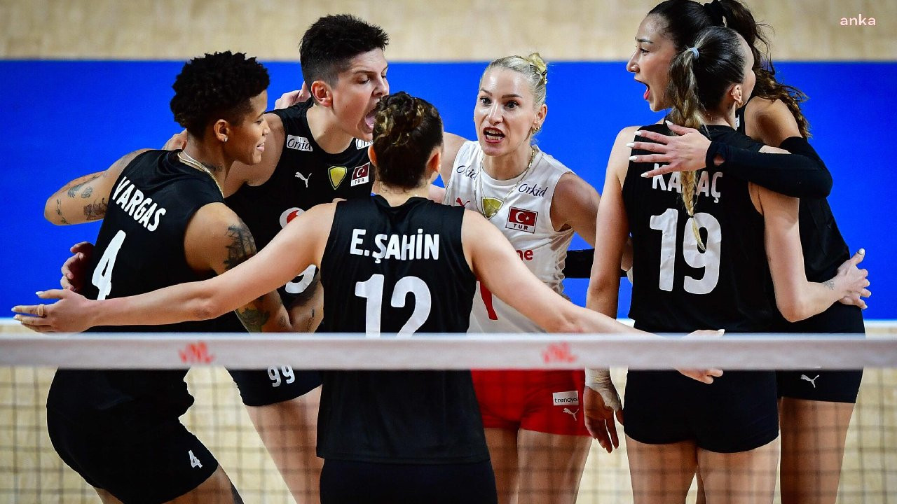 Türkiye A Milli Kadın Voleybol Takımı, Çin'e 3-2 mağlup oldu