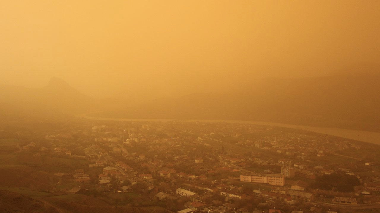 19 Haziran hava durumu: Sıcaklıklar 10 derece artıyor, toz taşınımı bekleniyor