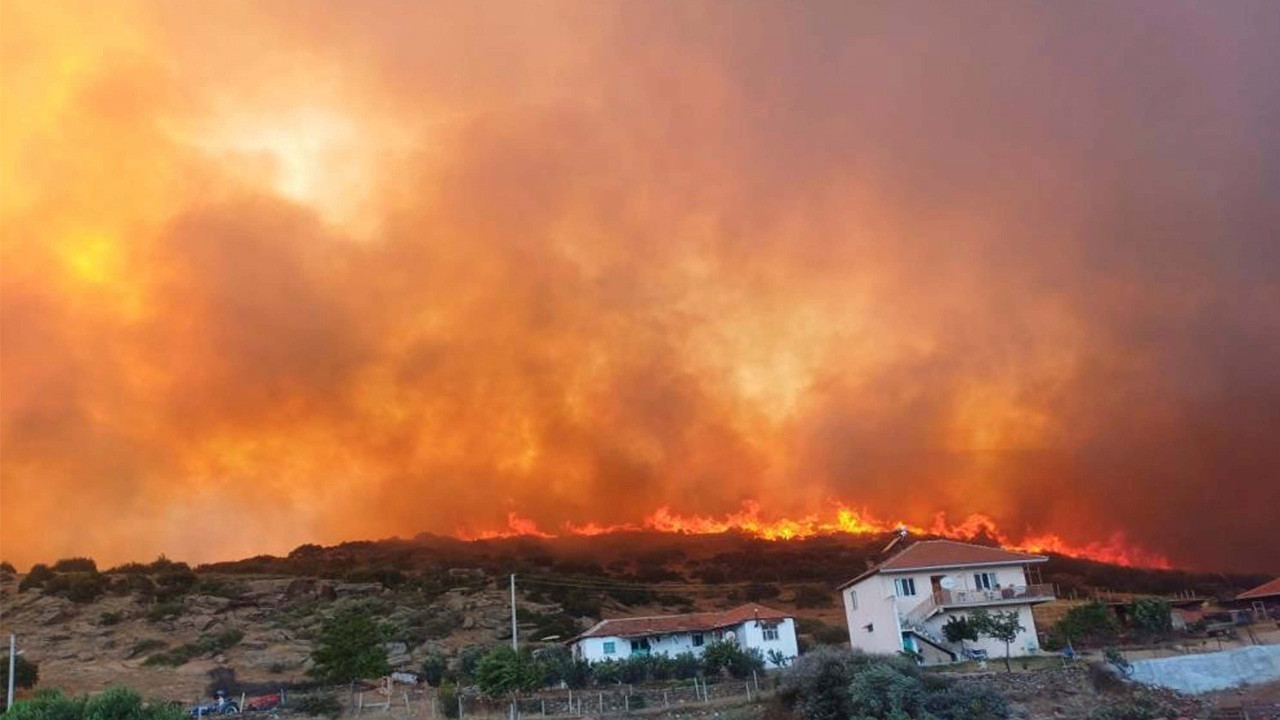 Manisa'daki orman yangını 14,5 saatte kontrol altına alındı