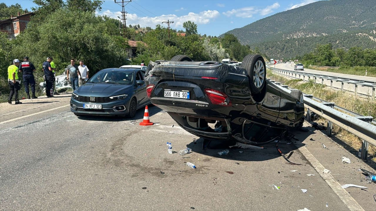 Bayram tatilindeki trafik kazalarında 68 kişi öldü