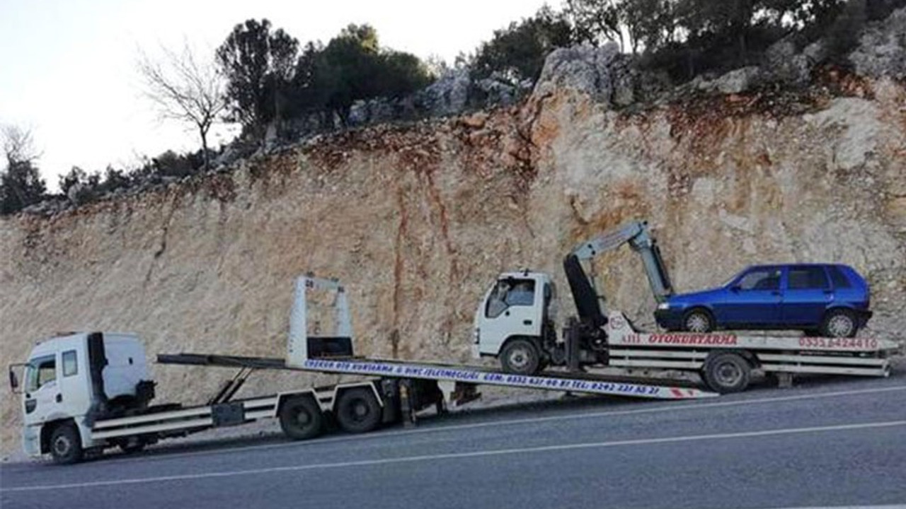 Otomobil için gelen çekici de arızalanınca, ikisini de yüklendi