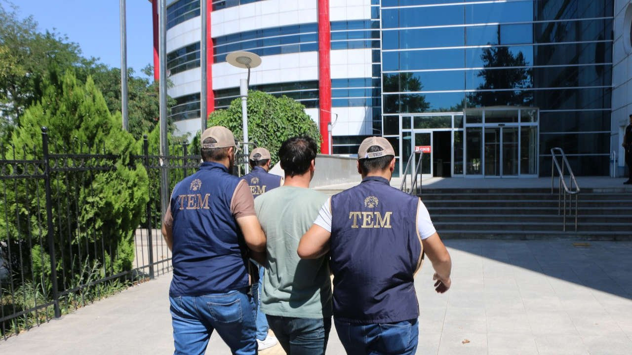 DEM Parti ilçe başkanı Özperçin tutuklandı