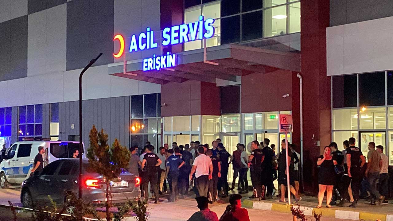 Osmaniye'de iki grup arasındaki kavgada belediye başkanı da yaralandı