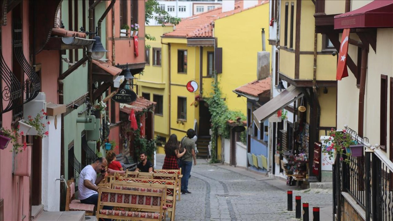 Eskişehir'deki bu ilçe Şirince kadar popüler değil - Ama en az orası kadar güzelmiş