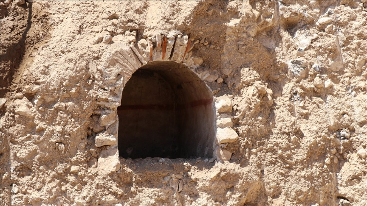 Amasya'da inşaat kazısından Roma mezarları çıktı