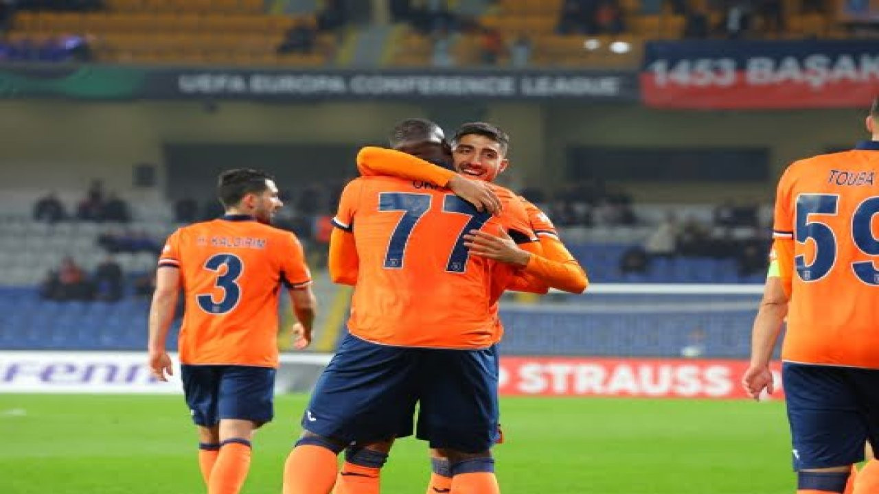 Saburtola'yı yenen Başakşehir play off'a yükseldi: 2-0