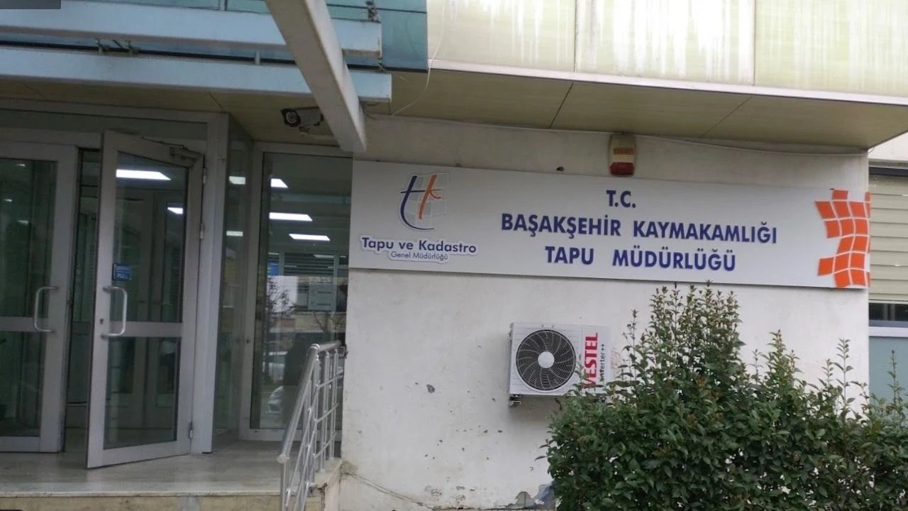 Başakşehir'de Tapu Müdürlüğü'ne rüşvet operasyonu: 17 kişi gözaltına alındı