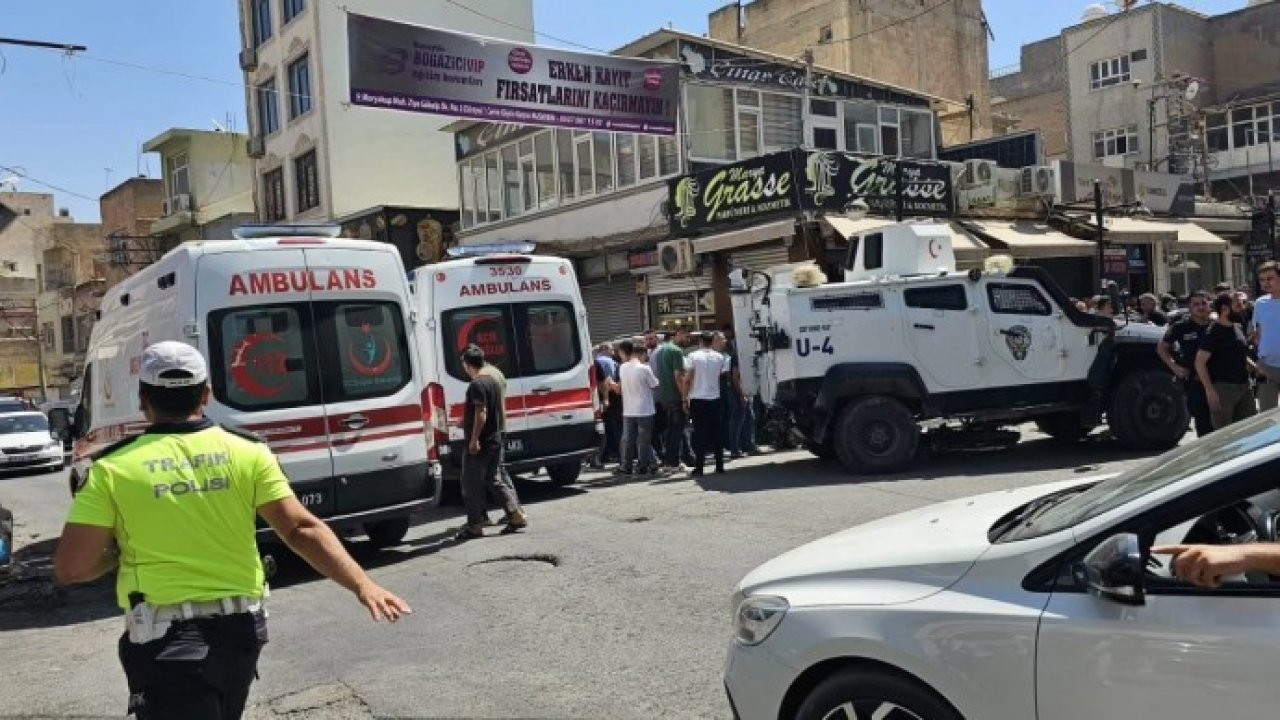 Nusaybin'de zırhlı araç motosiklete çarptı: Sürücünün ayağı kırıldı