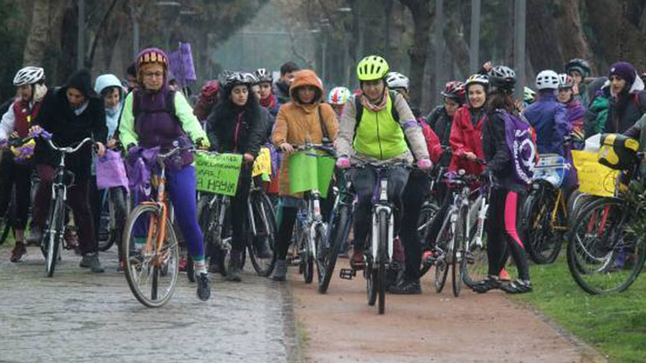 Feministler 'Hayır' için pedal çevirdi