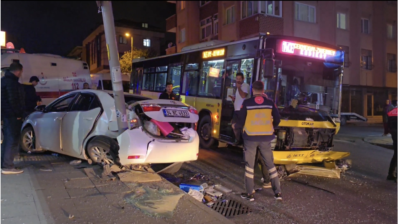 İETT otobüsü ile otomobil çarpıştı: Dört yaralı