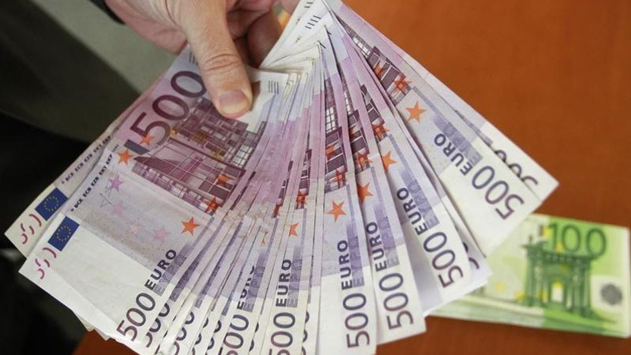 Euro yeni rekor kırdı