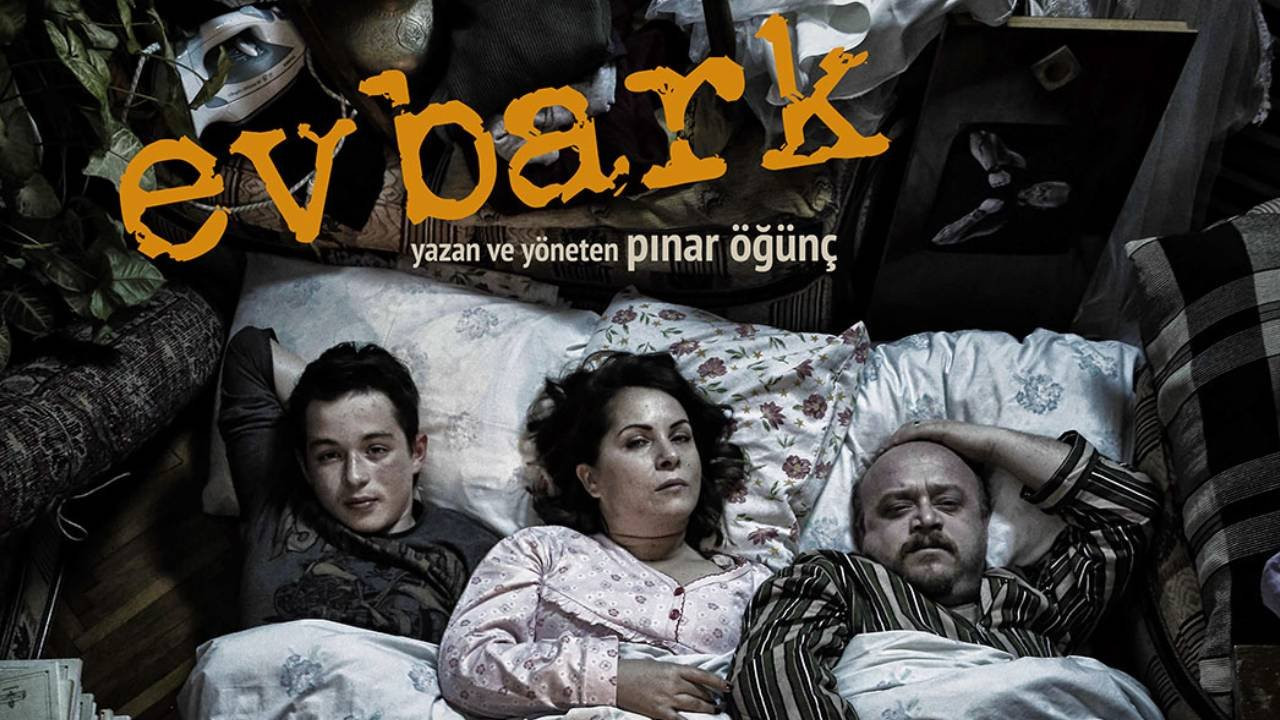 Pınar Öğünç imzalı kısa film 'EVBARK', Mubi Türkiye'de gösterimde