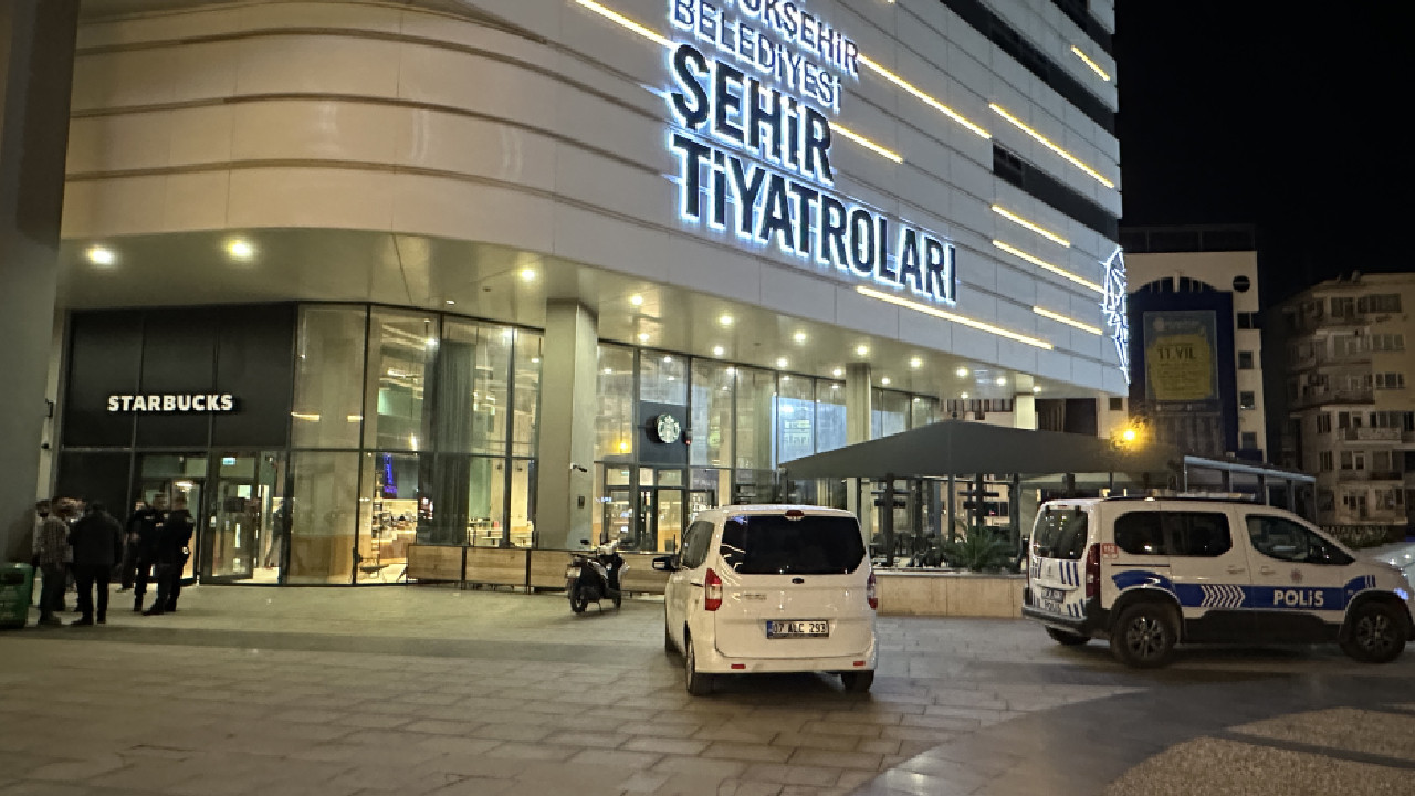 Antalya'da Starbucks'a molotofkokteyli saldırı