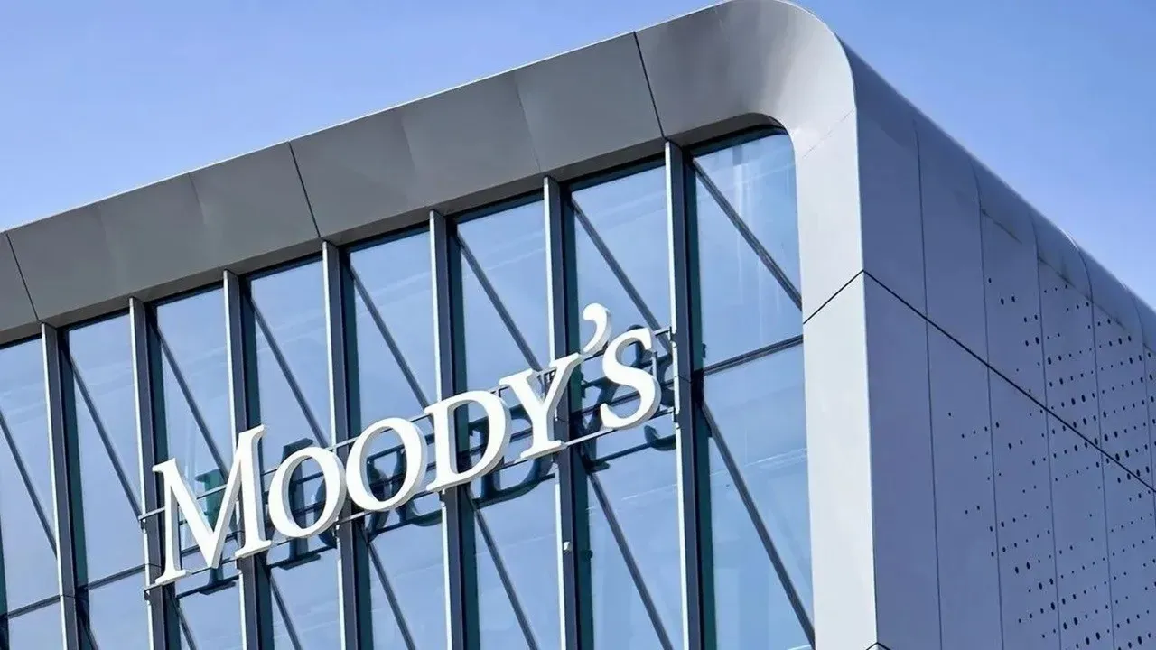 Moody's Fransa'nın kredi notu görünümünü negatife çevirdi