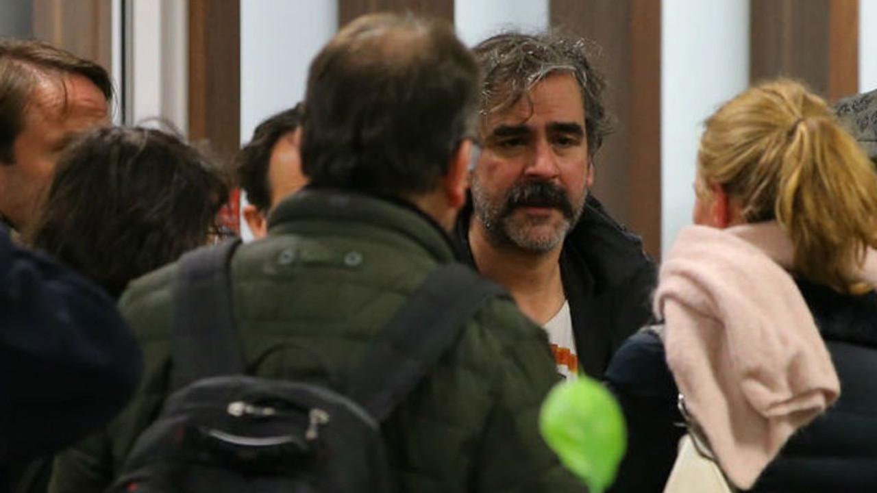 Alman basını: Deniz Yücel Almanya'ya dönmedi