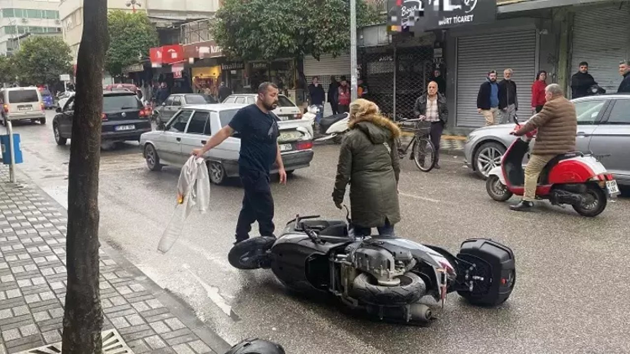 Adana'da sürekli arıza yapan motosikletini bayi önünde ateşe verdi