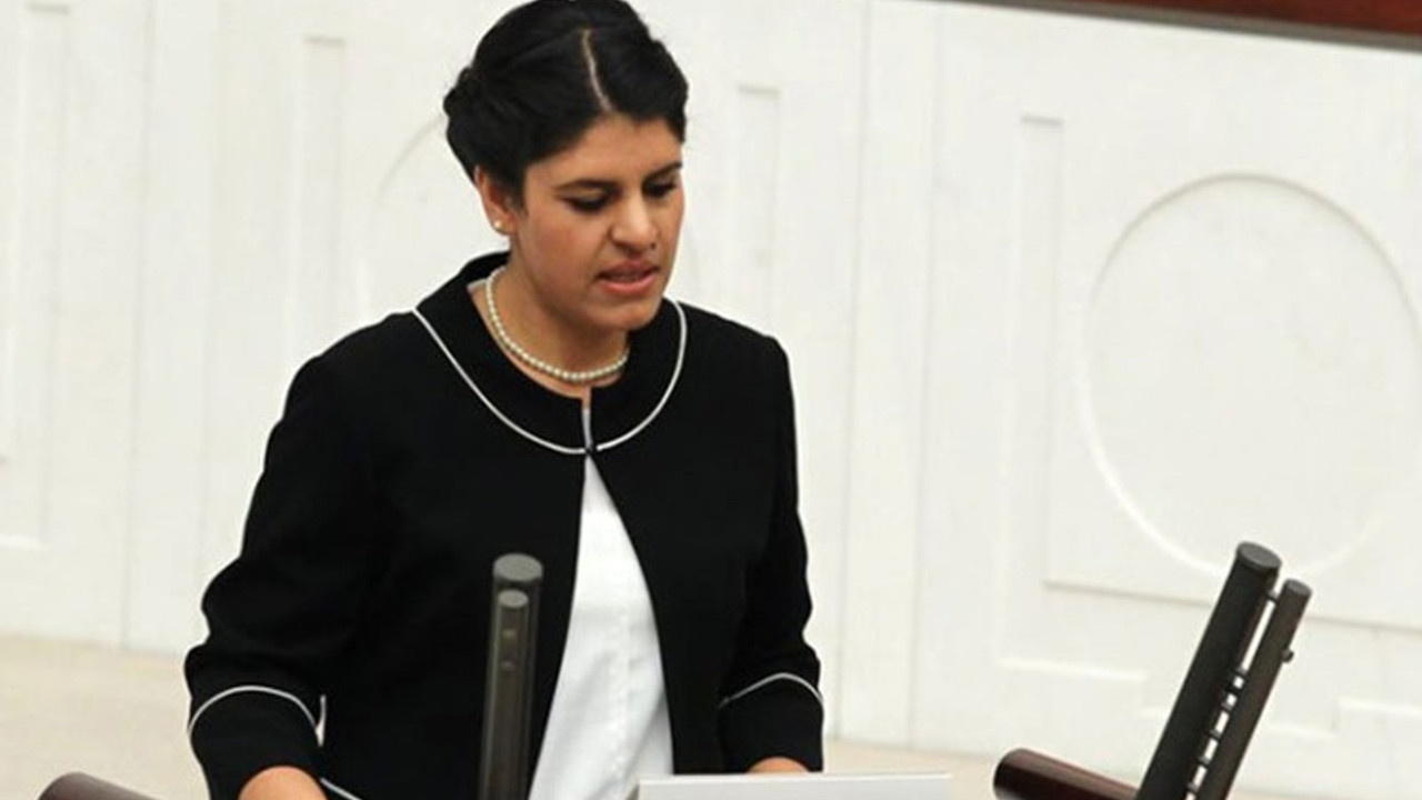 HDP'li Dilek Öcalan'a 2 yıl 6 ay hapis cezası