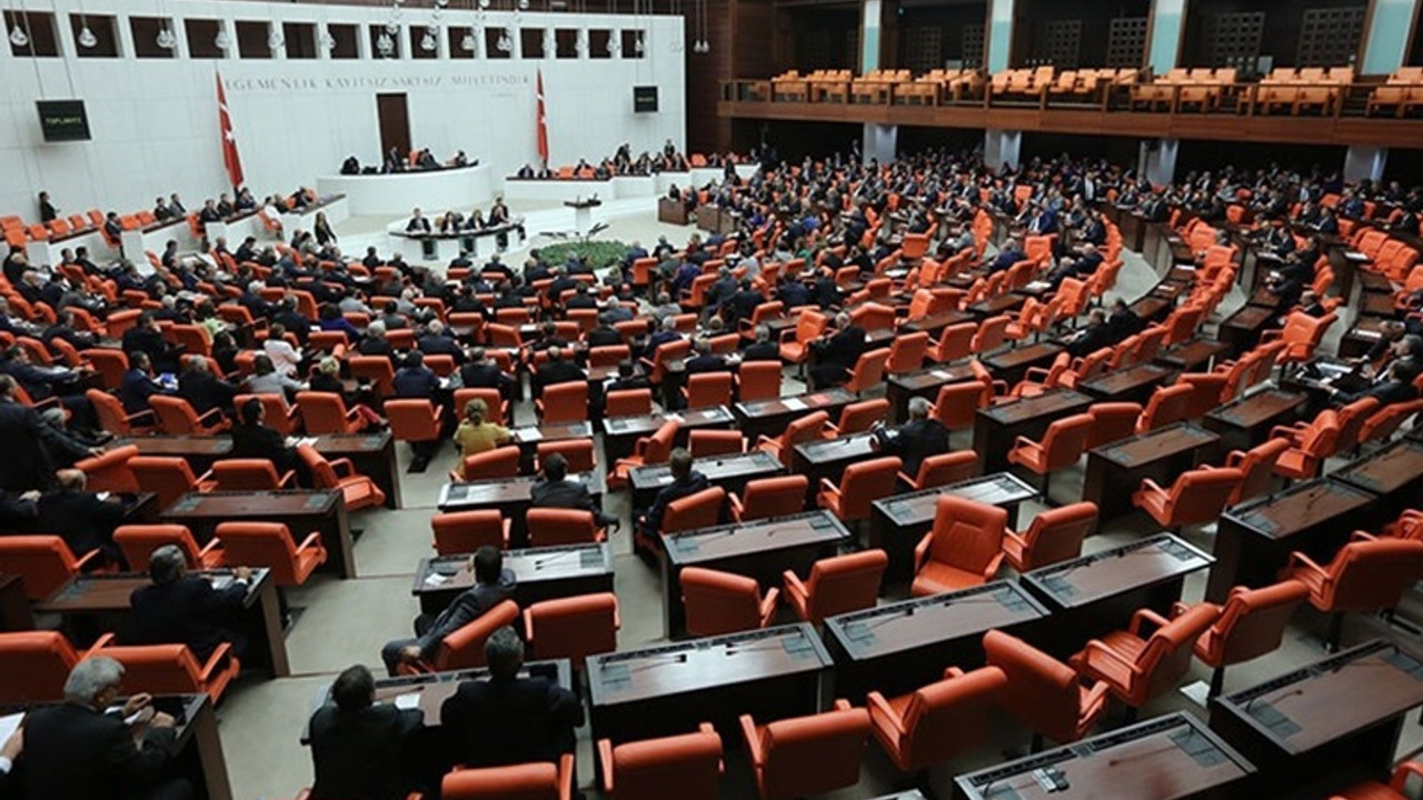 HDP'nin üyelikleri MHP'ye geçiyor