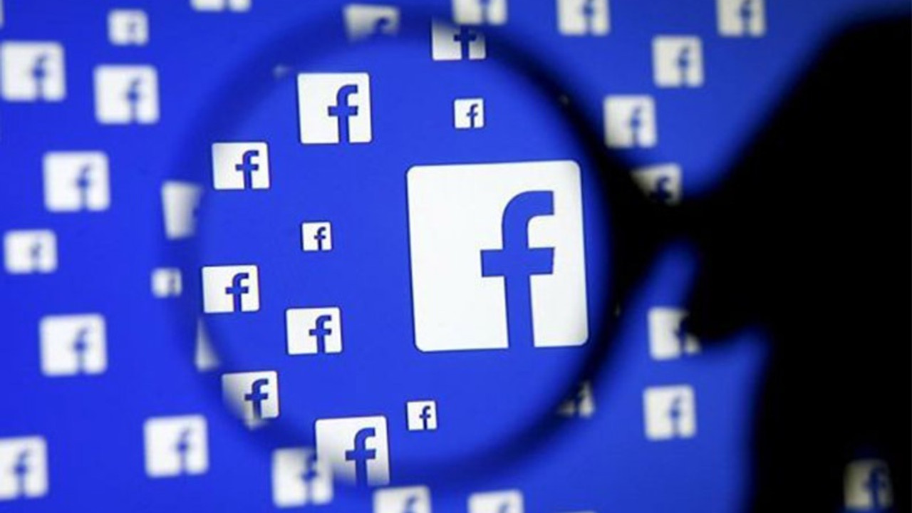 Facebook'ta veri skandalı büyüyor