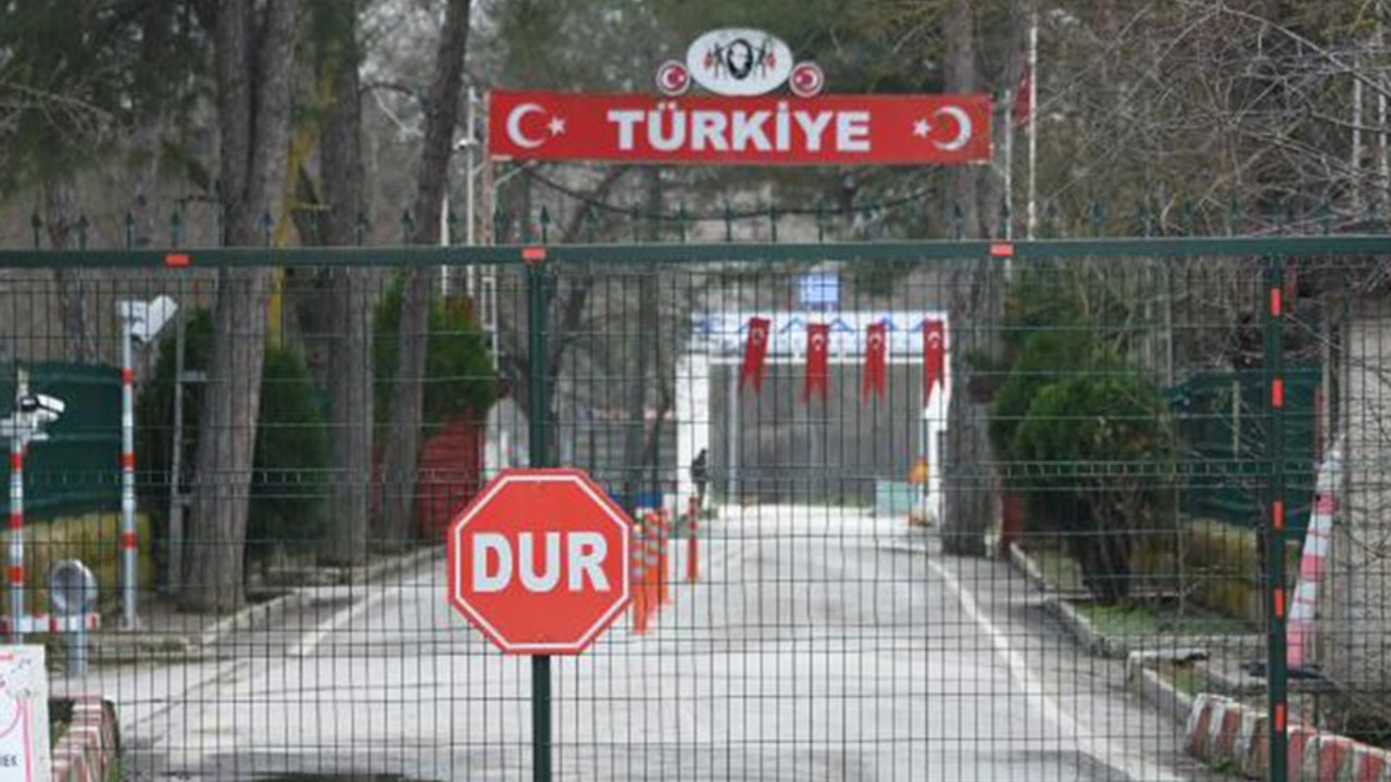 Türkiye'den koşarak Yunanistan'a geçti