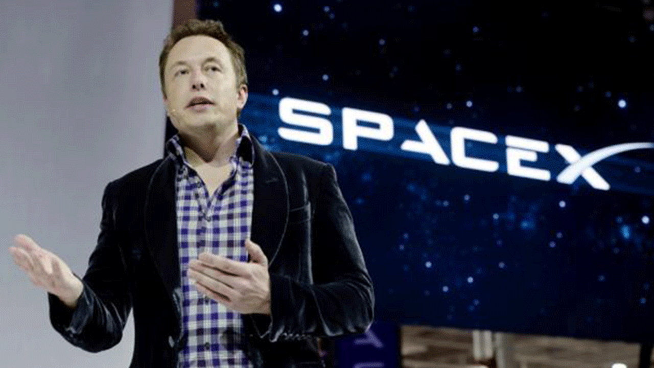 Elon Musk, şirketlerinin Facebook hesaplarını kapattı