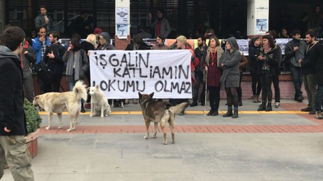 Boğaziçi Üniversitesi öğrencileri gözaltına alındı