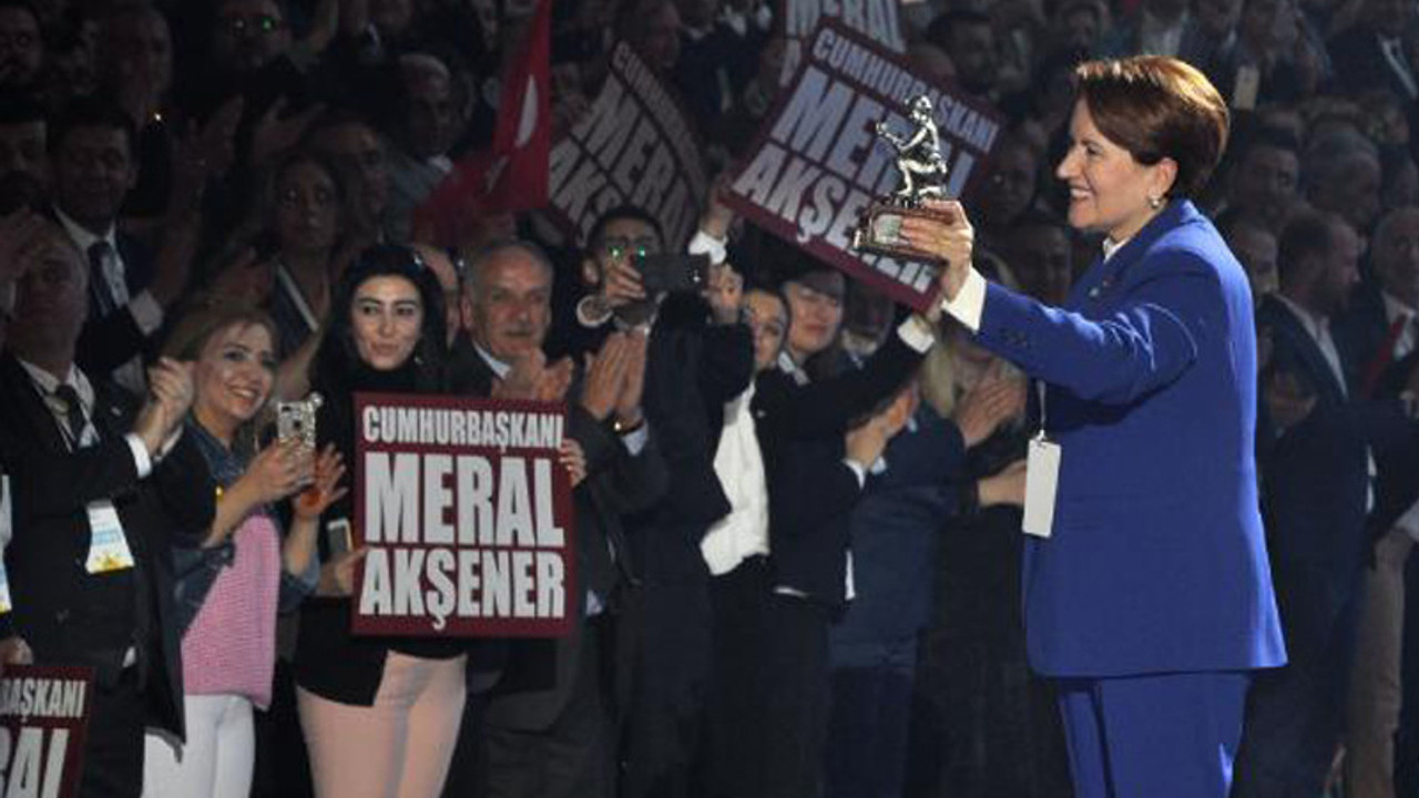 Akşener: Seni Saadet Partisi'yle görüştüren şey nedir?