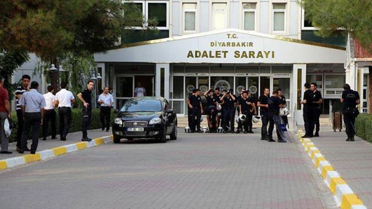 Kızına tokat atan anne, annelik hakkından men edilebilir