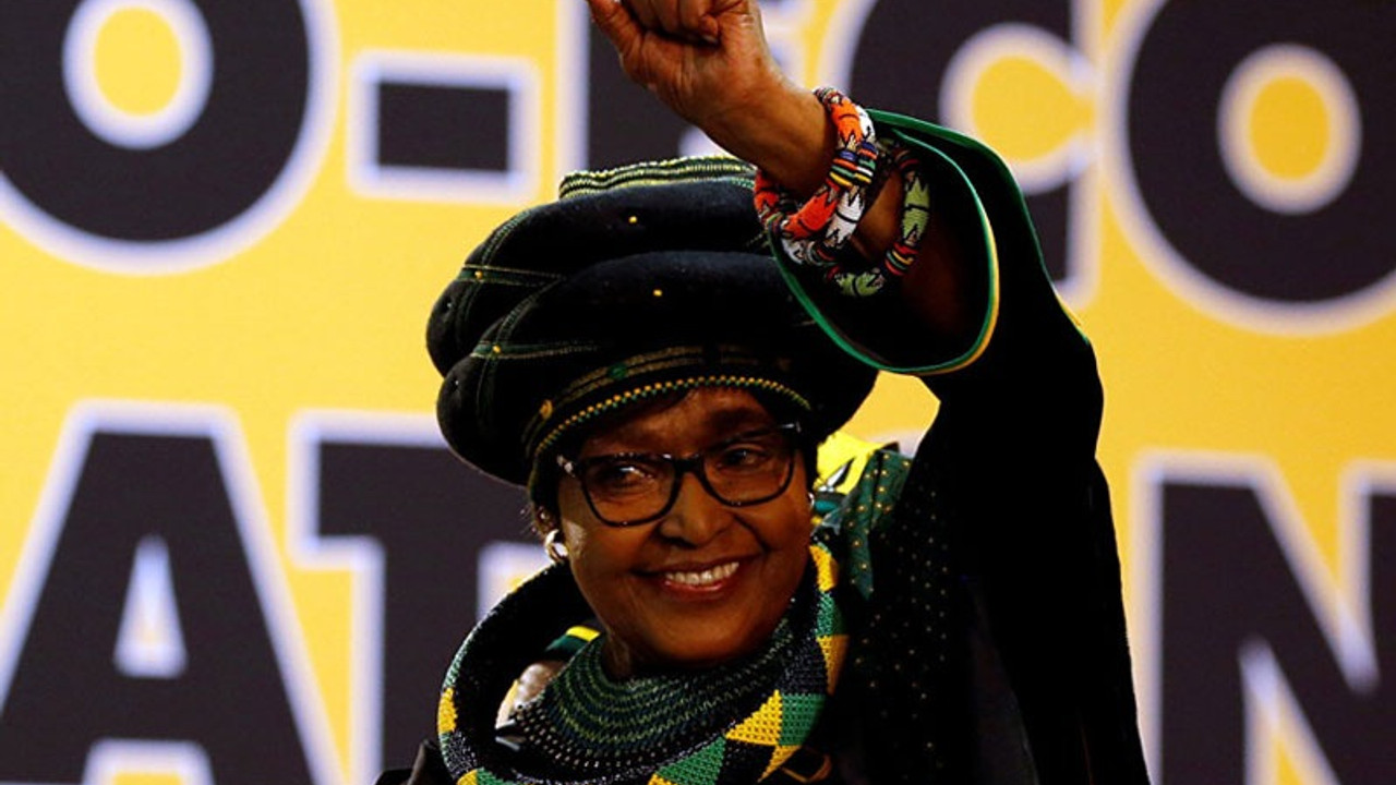 Aktivist Winnie Mandela hayatını kaybetti