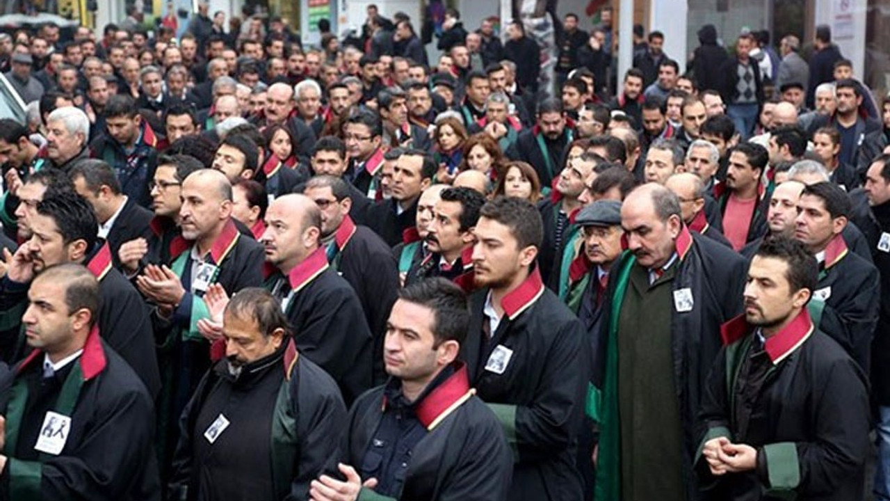 Bugün Avukatlar Günü: Yaklaşık 500 avukat cezaevinde