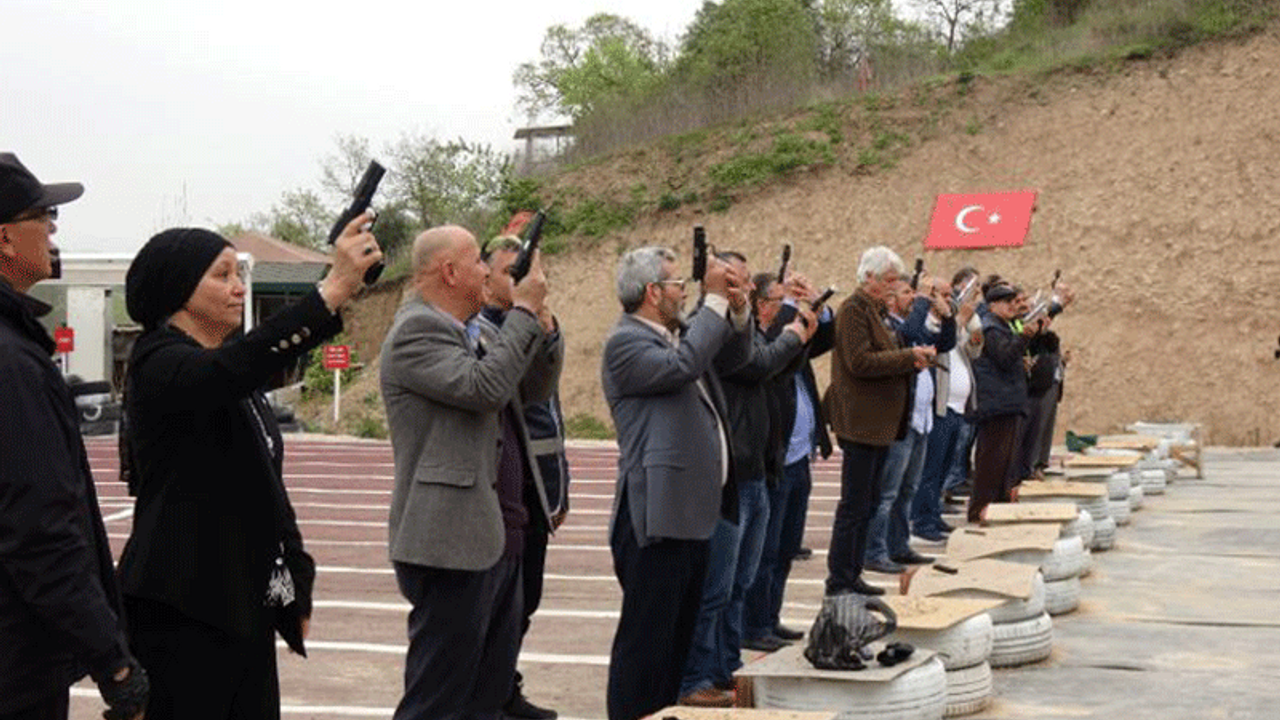 Muhtarlara atış eğitimi!