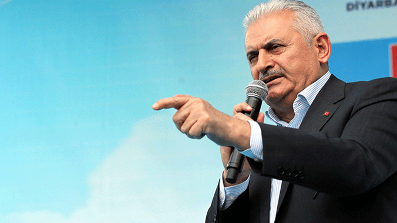 'Kardeşim sana mı düştü başbakanı korumak'