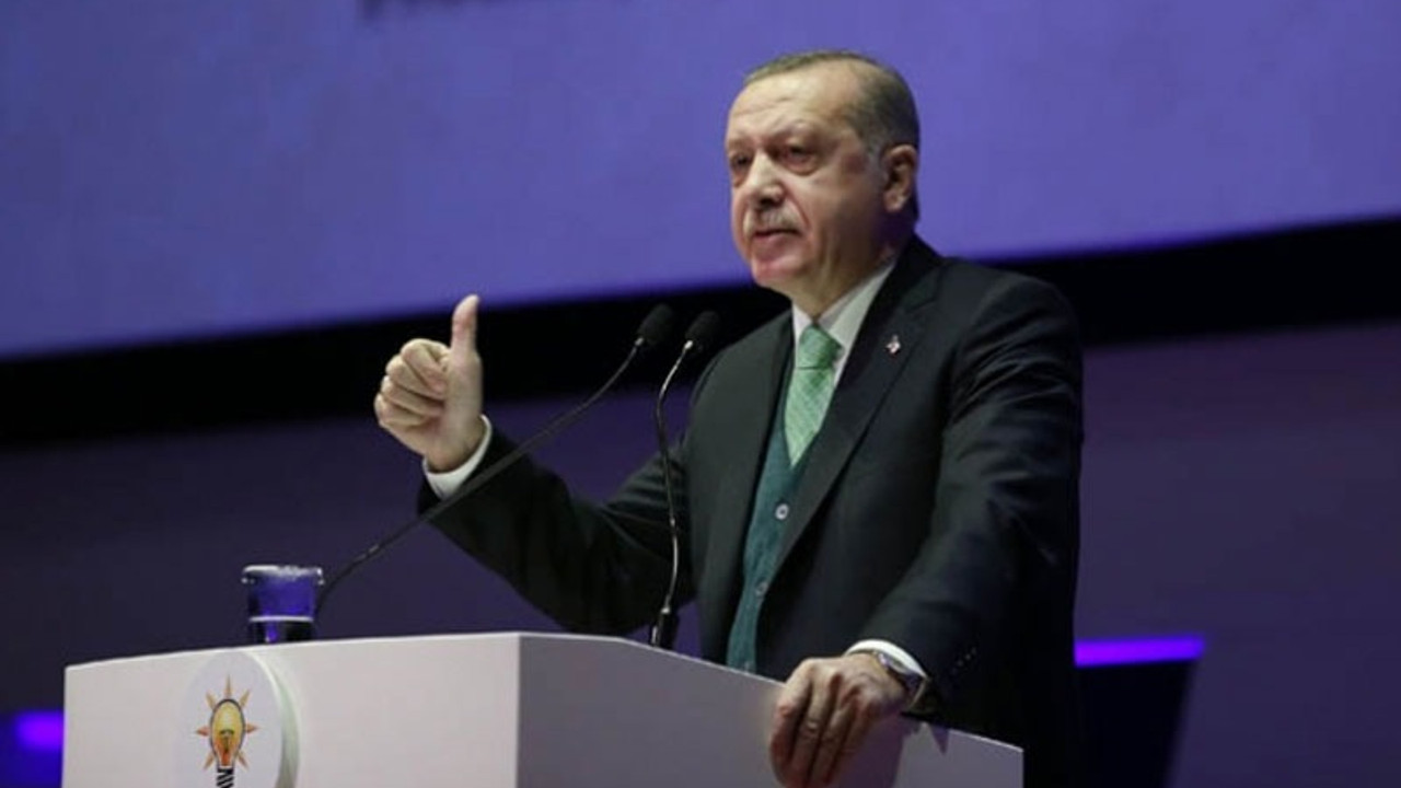 FT: Erdoğan büyümeyi övüyor ancak TL zarar görüyor