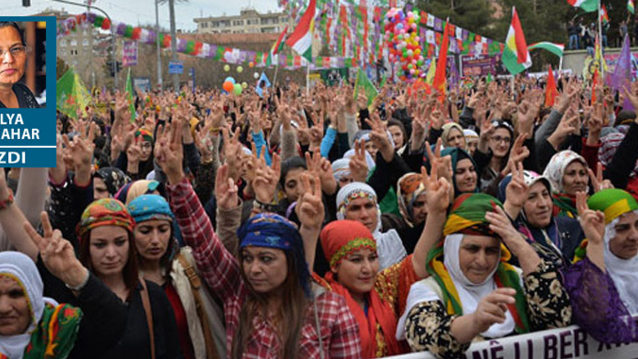 Anayasa Referandumu ve “Hayır Diyen Kadınlar”