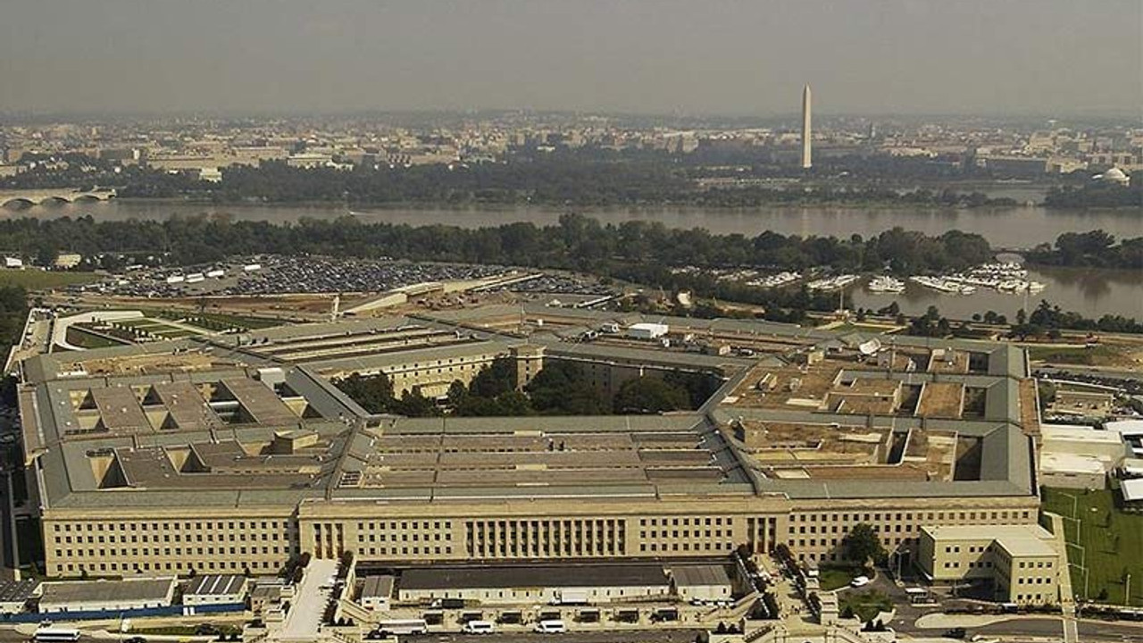 'Pentagon Suriye'de 65 bin kişilik güç için silah talebi etti'