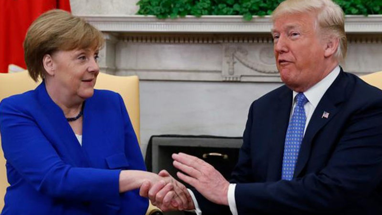 Trump bu seferde Merkel ile buluştu