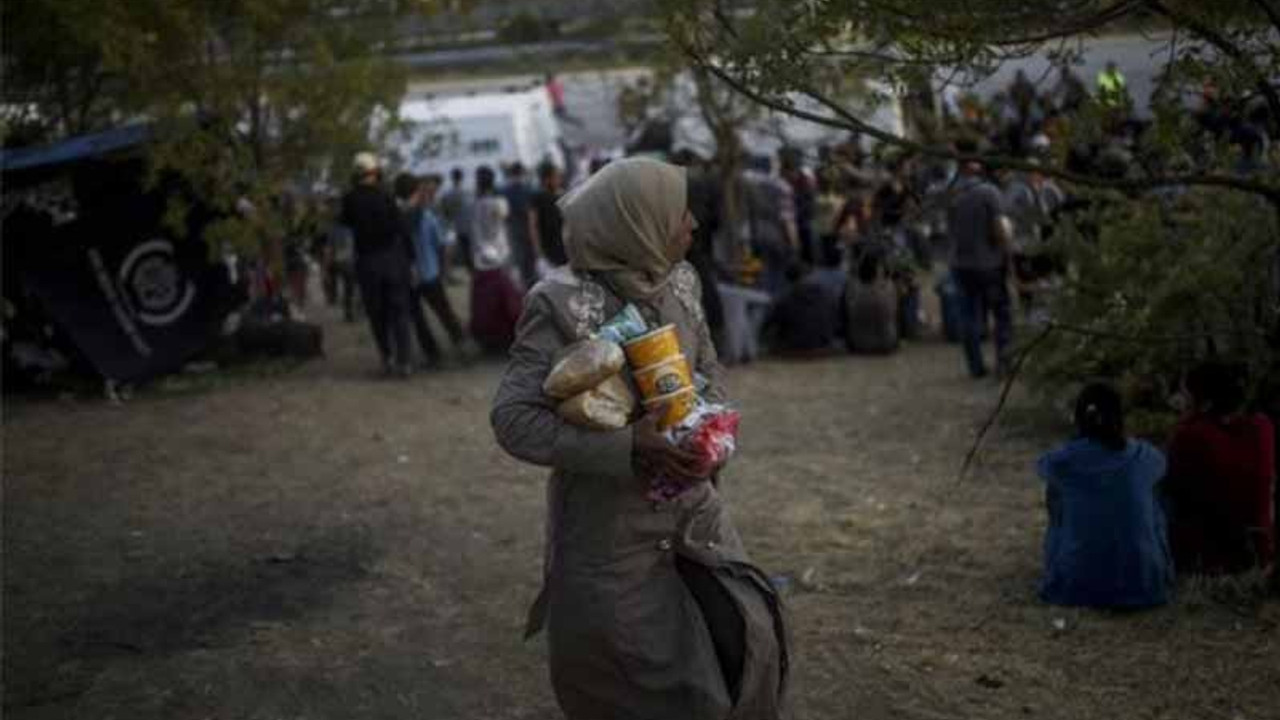 Yunanistan'da göçmen akını alarmı