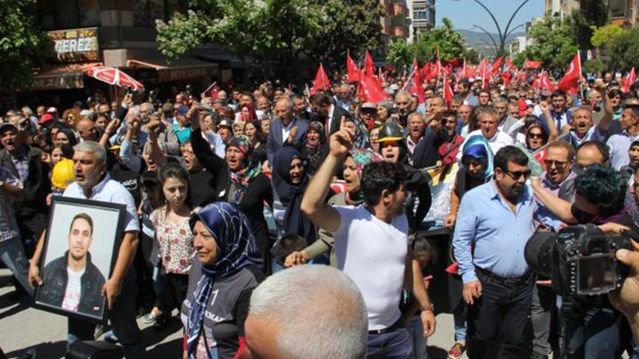 '301 rakam değil bir avuç kömür için can verenlerdir'