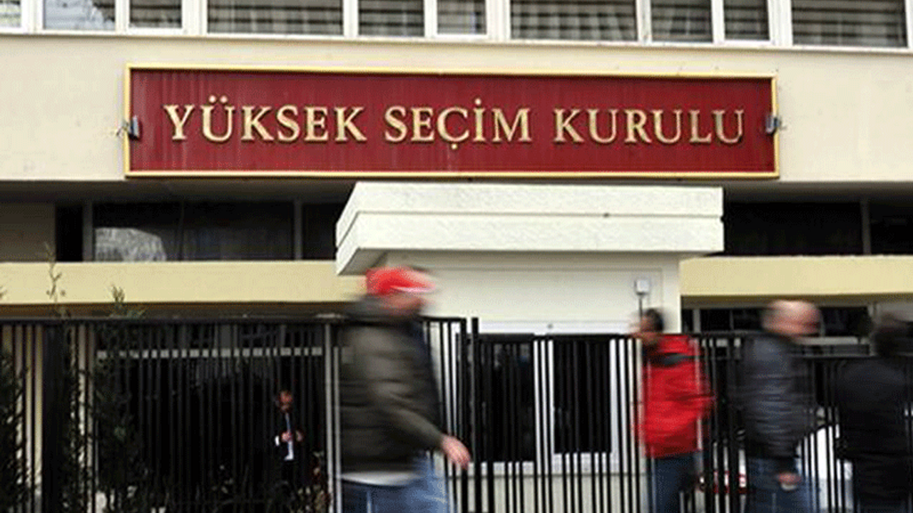 YSK üç kişinin adaylığını düşürdü