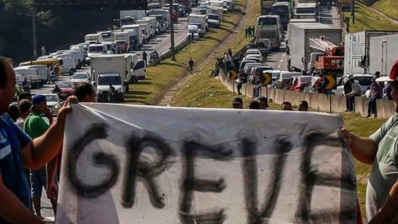 Brezilyada 'yakıt grevi' sonuç verdi