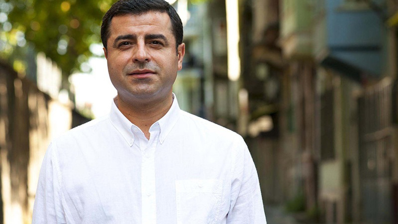 Demirtaş: AKP, Kürt illerinde bir ilçe kadar seçmen taşıyor