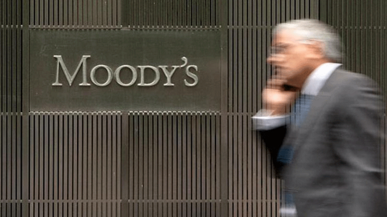 Moody's'in kararına hükümet ve bürokrasi tepkili