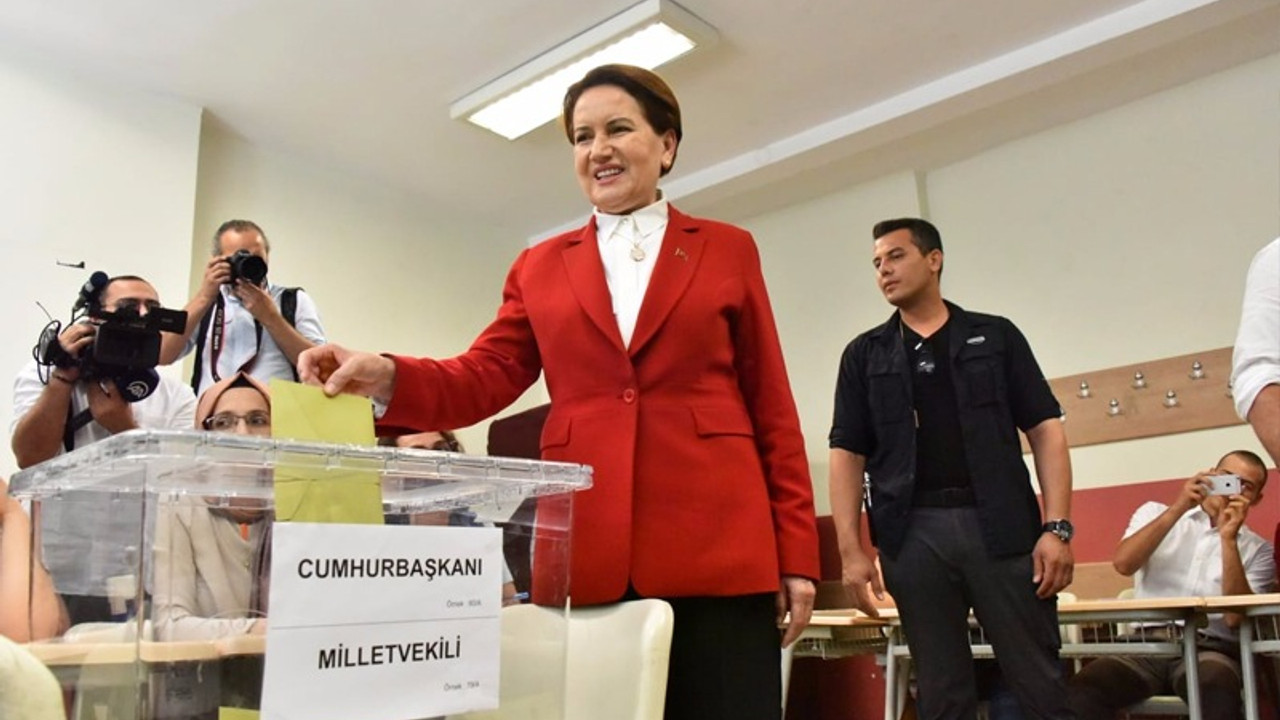 Meral Akşener oyunu kullandı