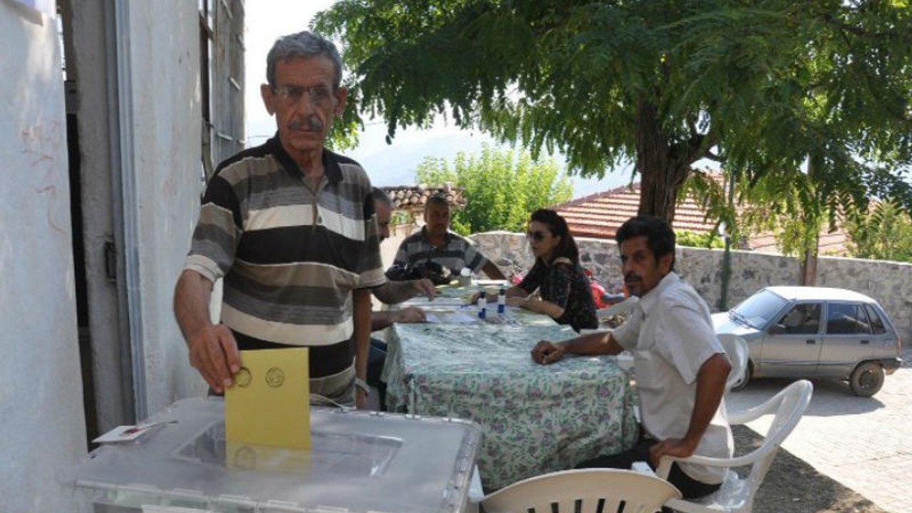 Bu mahallede oy verme işlemi sadece 30 dakika sürdü