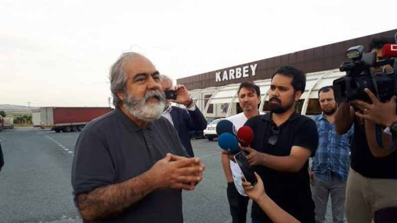 Mehmet Altan: Gözaltına bile alınmamam gerekirdi