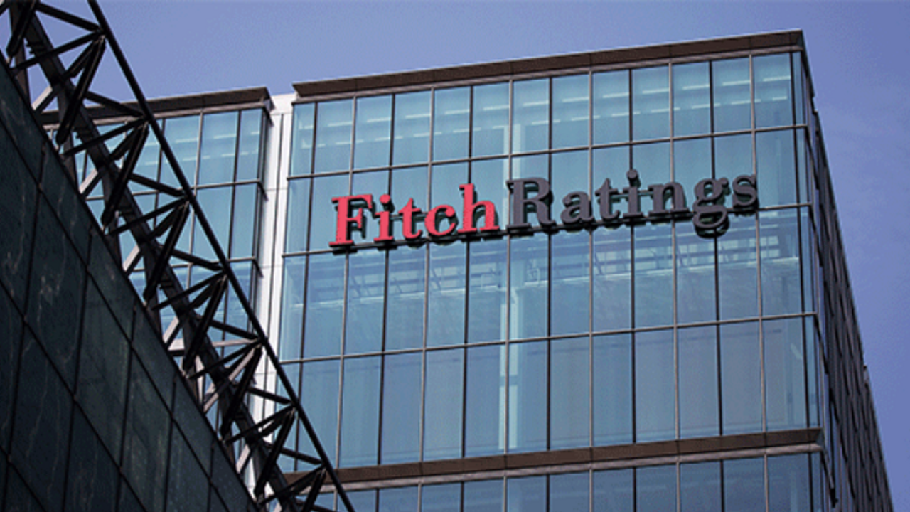 Fitch Ratings'ten U dönüşü