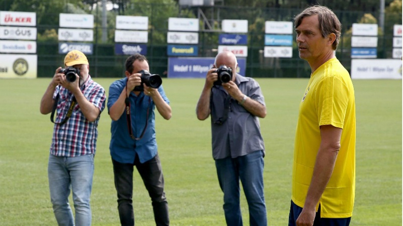 Fenerbahçe'den basına açık ilk idman